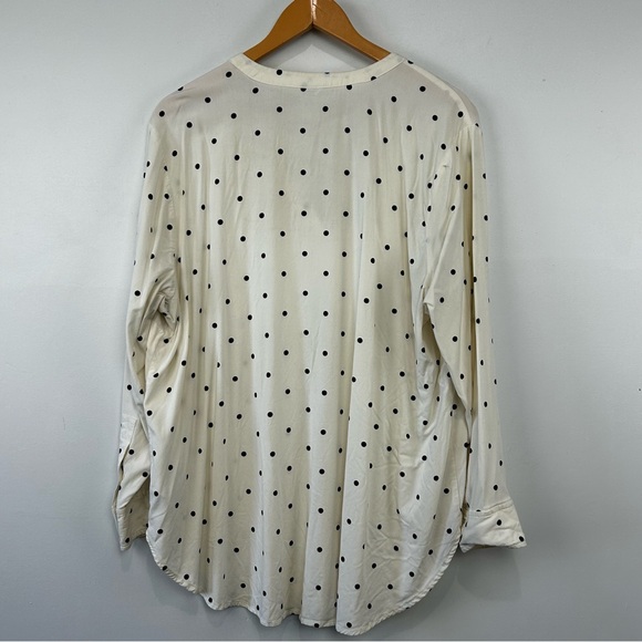 Old Navy Polka Dot Dress Shirt 2X - Picture 3 of 3